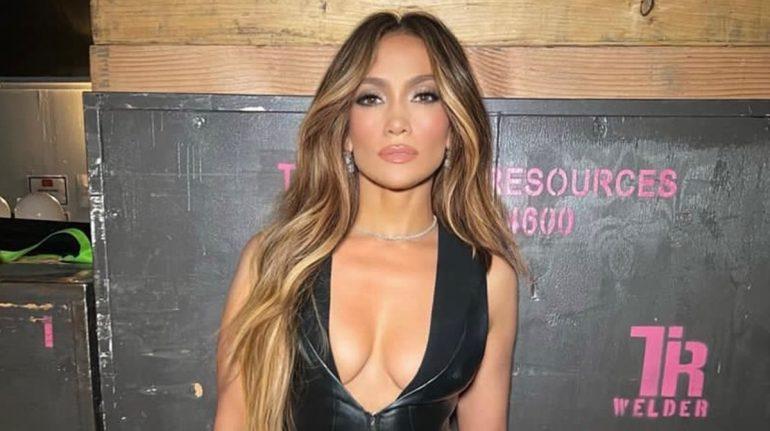 Jennifer López comparte su rutina de belleza; quedarás como ella en cinco minutos
