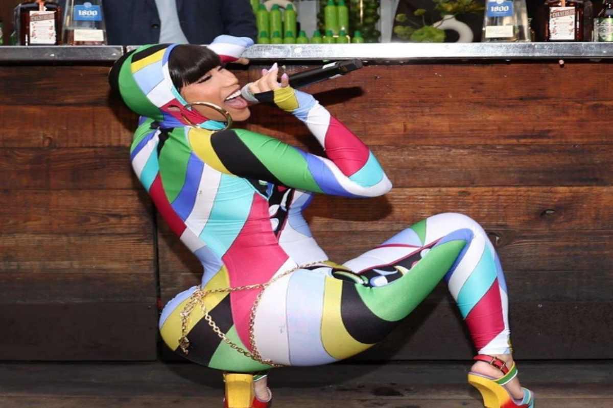 El look de la rapera Cardi B que dejó a todos sin aliento
