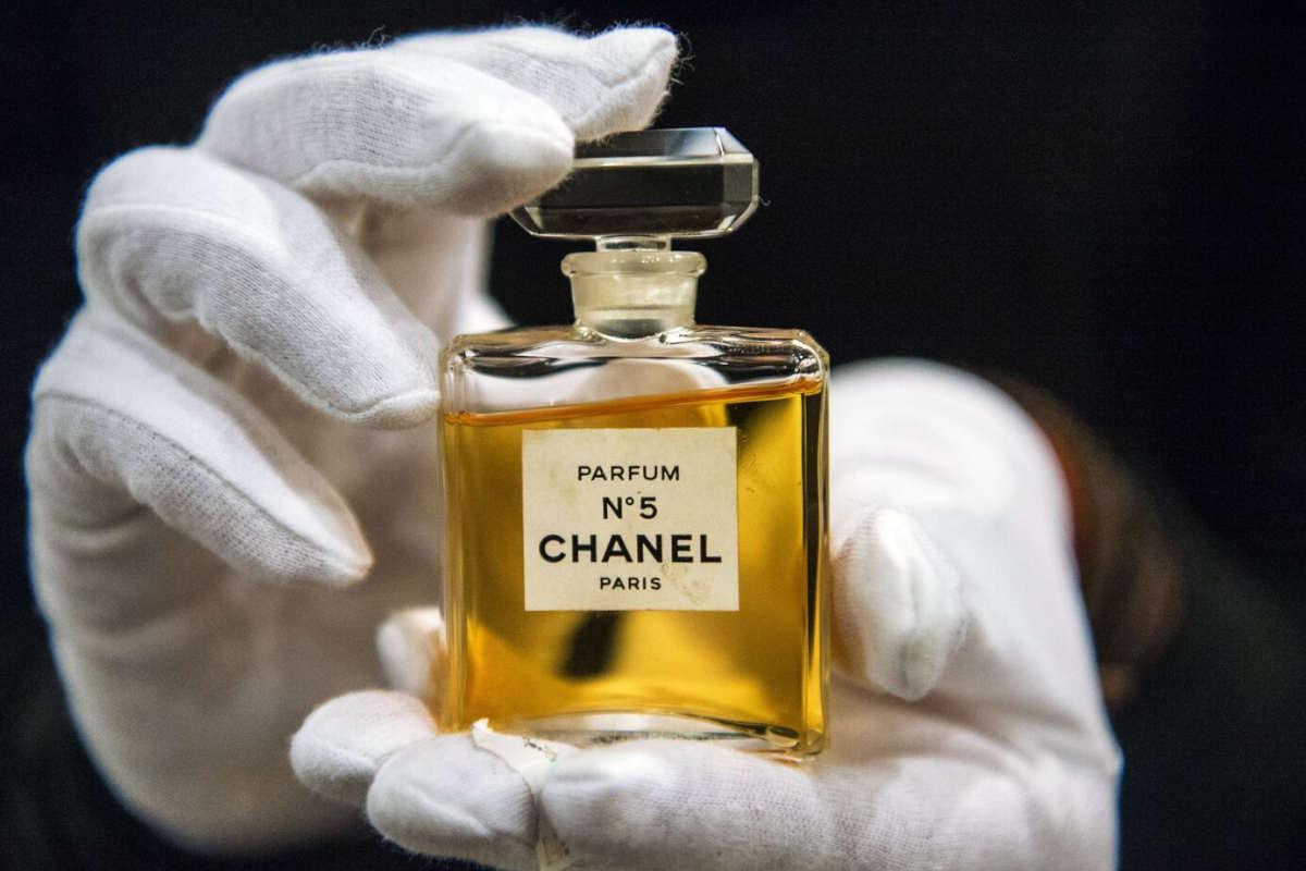 Chanel No 5: ¿Cuánto cuesta y a qué huele esta fragancia?