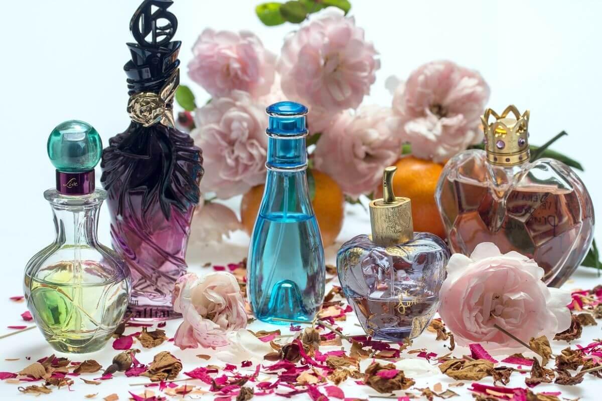 Perfumes de verano: 5 fragancias que te mantendrán fresca en esta temporada