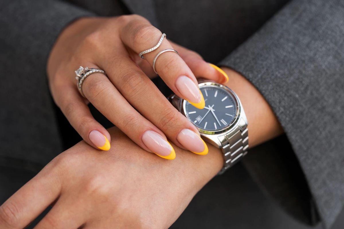 5 relojes para mujer que elevarán tus looks a otro nivel