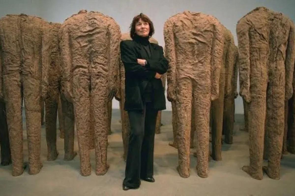 Conoce a Magdalena Abakanowicz, artista que Google homenajea con Doodle