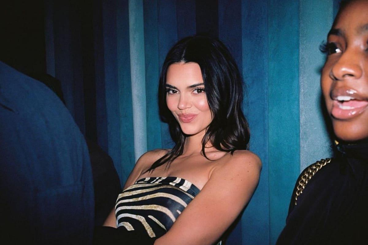 Kendall Jenner deslumbra en topless para el verano