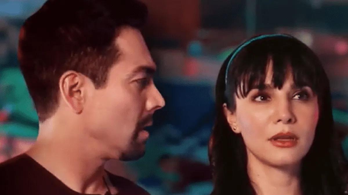 Martha Higareda reclama a Omar Chaparro por escenas en serie