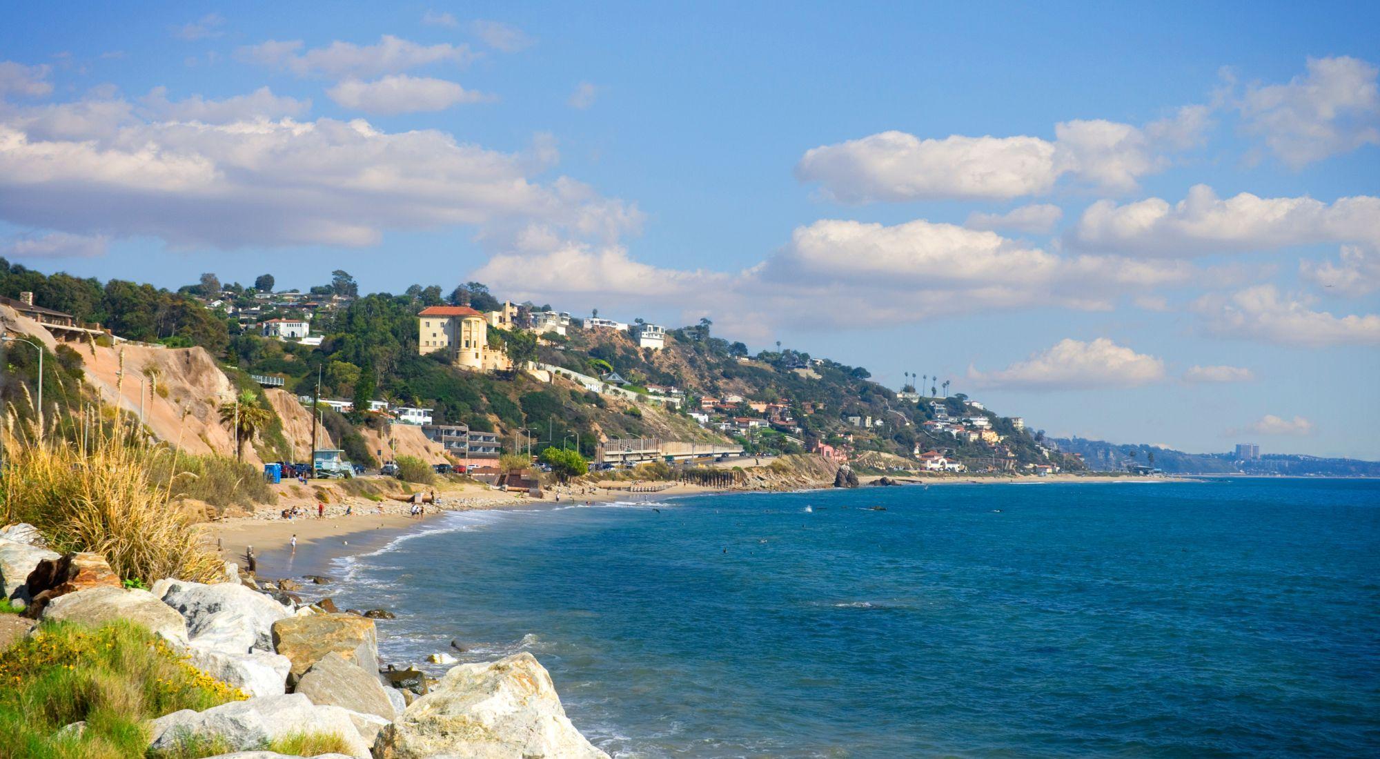 Playa Malibú en Los Ángeles, esto es todo lo que puedes realizar ahí