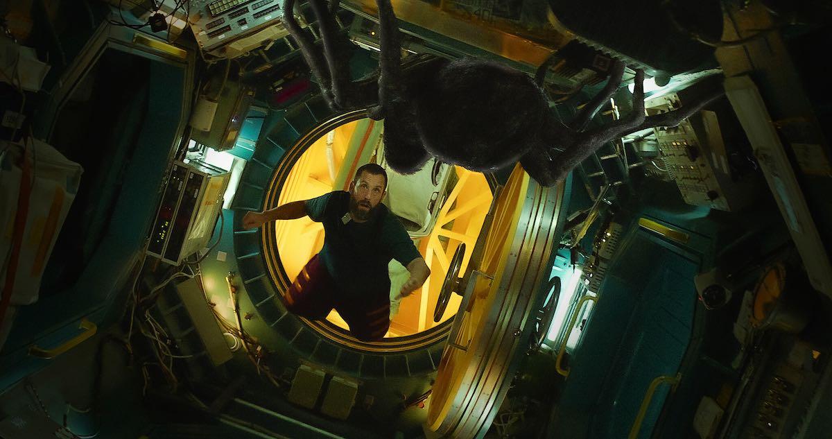 ‘Spaceman’ con Adam Sandler – El Drama Espacial de Netflix que No Te Puedes Perder
