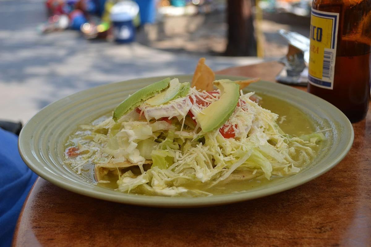 Receta de enchiladas verdes: Un clásico mexicano al alcance de tu mano