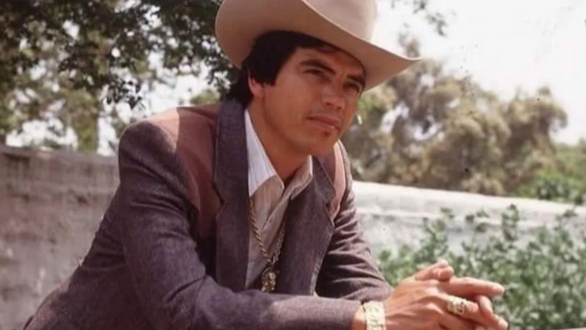 De la Sierra de Sinaloa a Los Ángeles: El legado de Chalino Sánchez