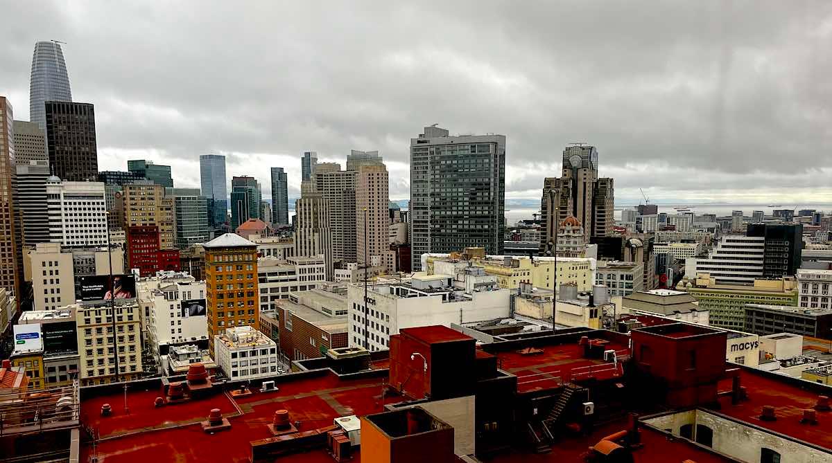 Downtown San Francisco continúa viendo como las tiendas desaparecen