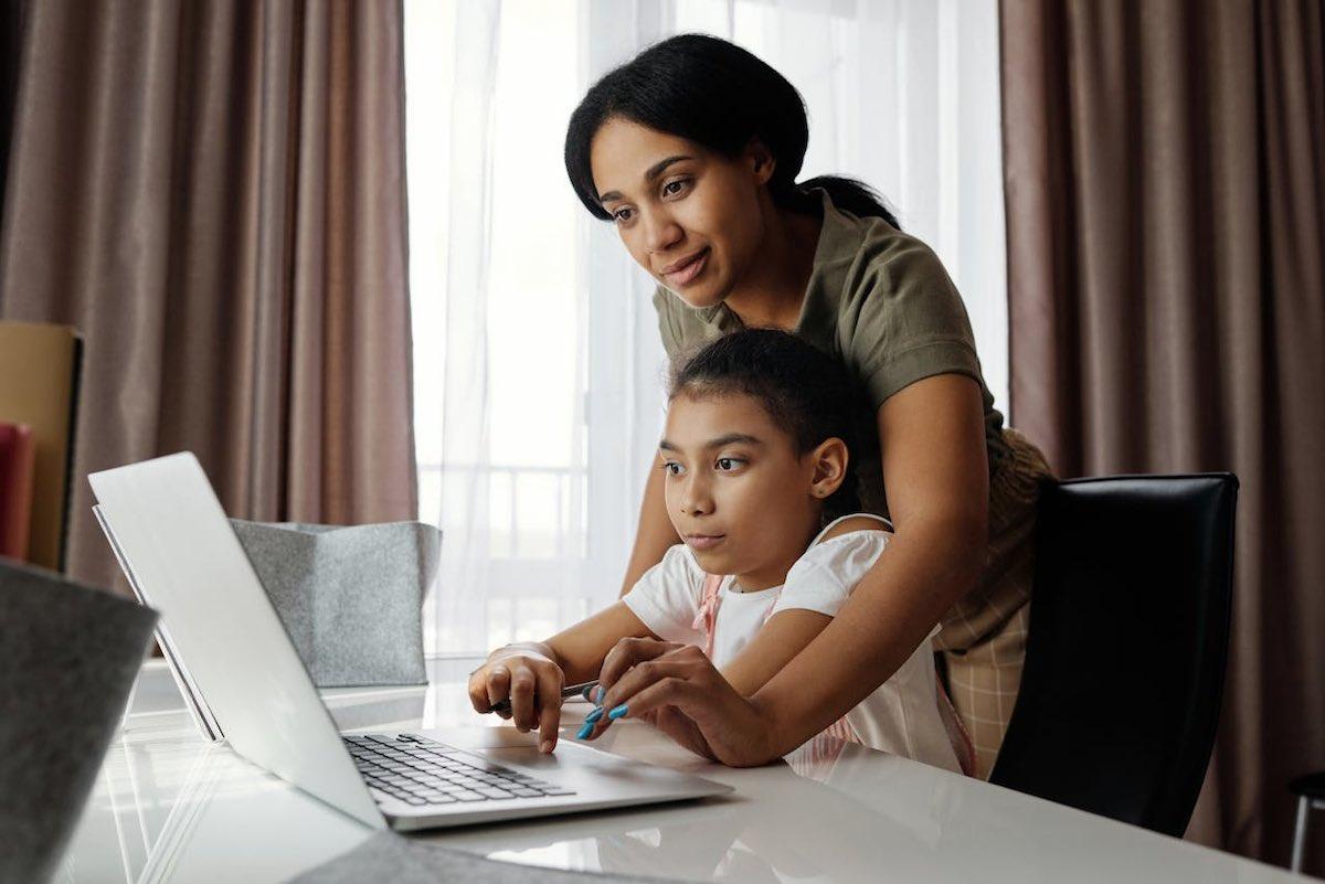 Cómo Hablar de Dinero con Tus Hijos: Guía para Padres