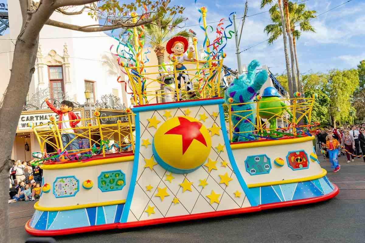 La Colorida y Fantástica Celebración de Pixar Fest Regresa a Disneyland Resort