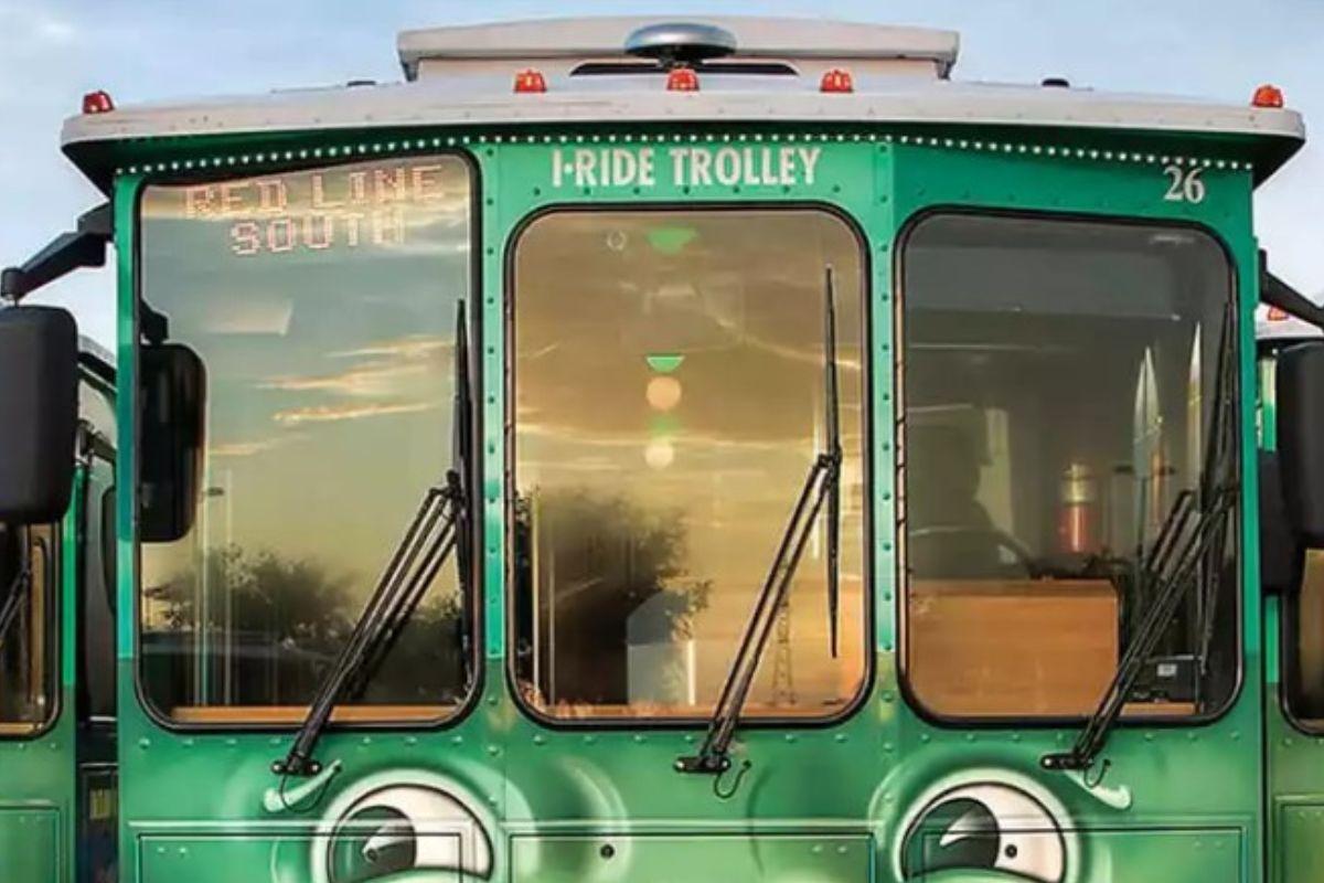 ¿Qué es Green Line Trolley y por cuál parte de International Drive pasa?