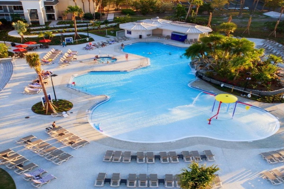 El hotel de I-Drive con un grande completo de piscinas para pasar en familia esta ola de calor