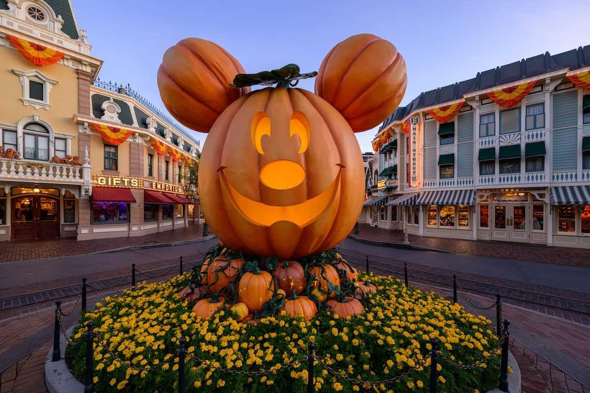 ¡Regresan Halloween Time y Plaza a Disneyland Resort!