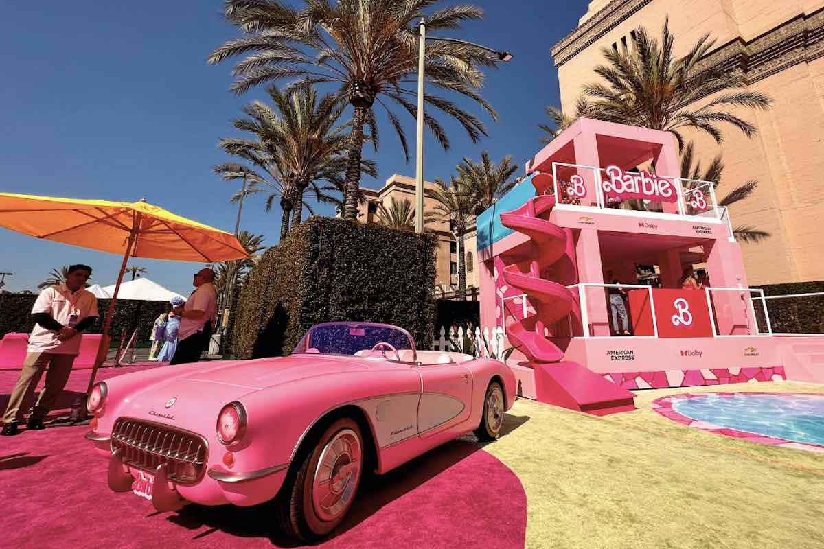 ¿Cuánto cuesta en la vida real el Corvette de los sueños de Barbie?