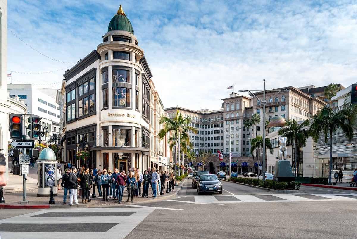 Explora el Encanto de Beverly Hills: Guía para Conocer la Ciudad Más Glamorosa de California