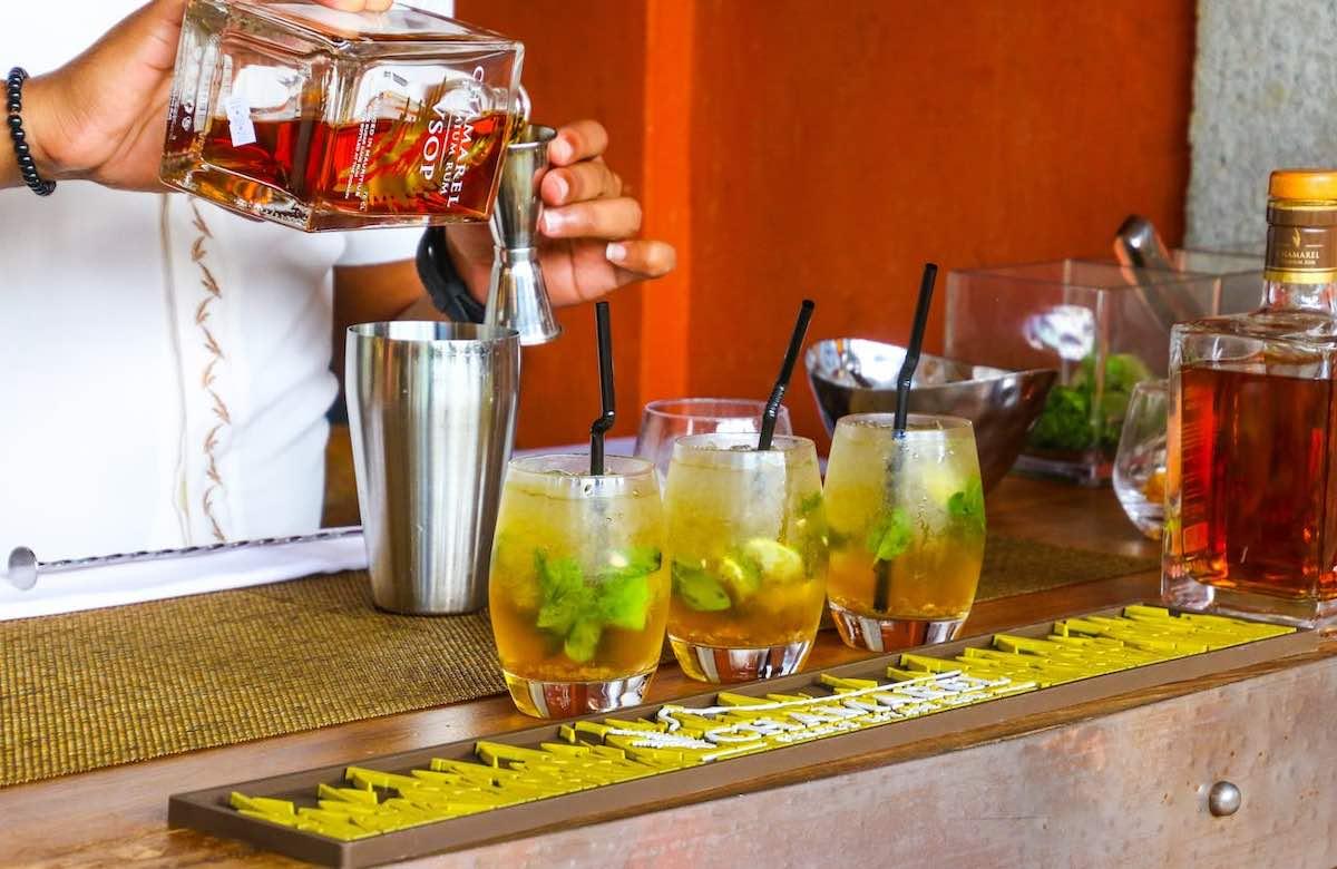 ¡Los 10 mejores lugares de Happy Hour en Los Ángeles!