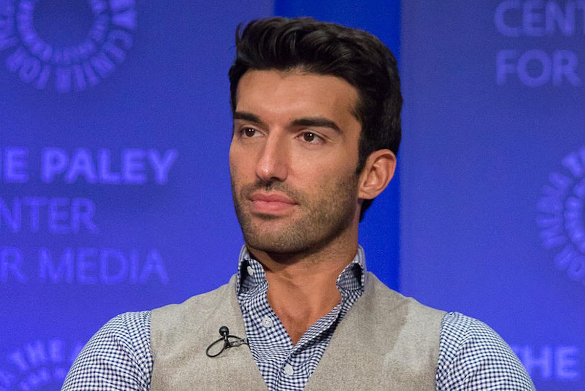 Justin Baldoni demanda por USD 400M a Blake Lively y Reynolds